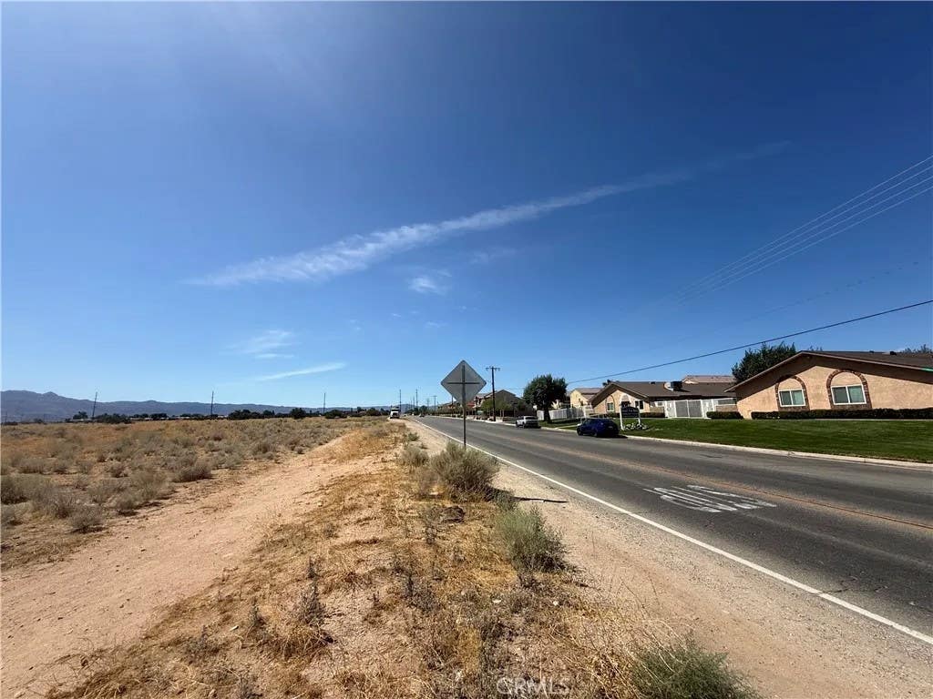 Photo of 8859 E, Hesperia, CA 92345 (MLS # AR26184086)