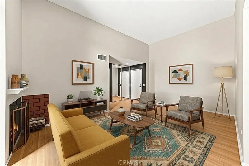 805 Temple Terrace 301