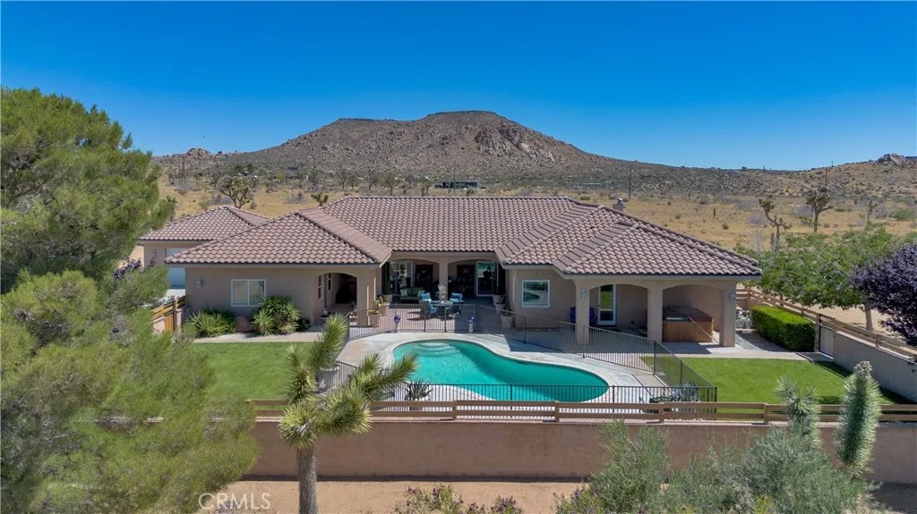 52775 Pipes Canyon Road