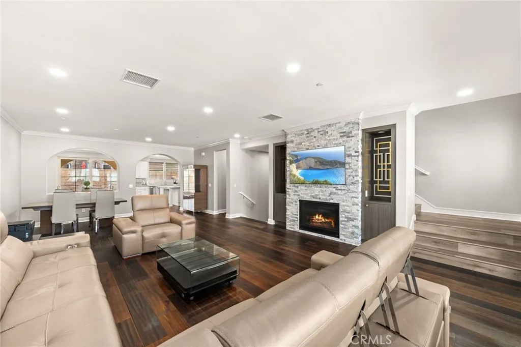 18627 Clubhouse Drive
