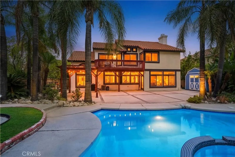 11259 Oak Brook Court