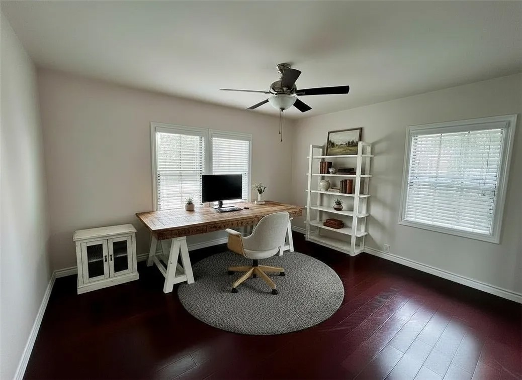 1604 S Monterey