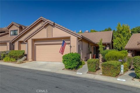 Photo of 332 Mahogany Gln, Escondido, CA 92026 (MLS # SW25249783)