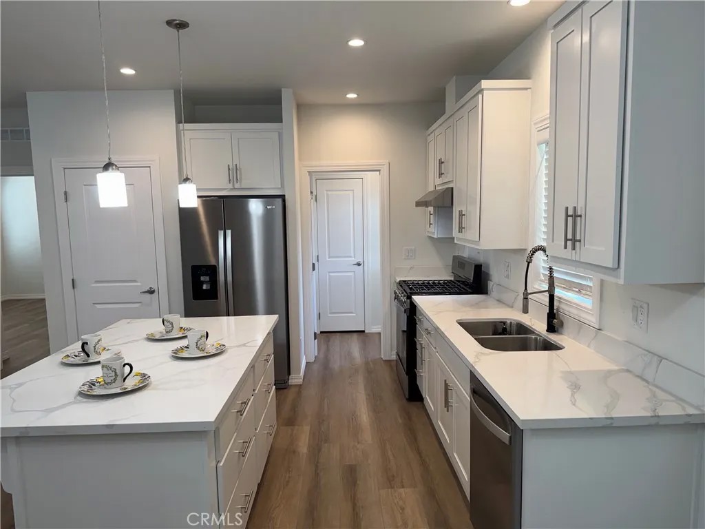 1560 Otterbein 12