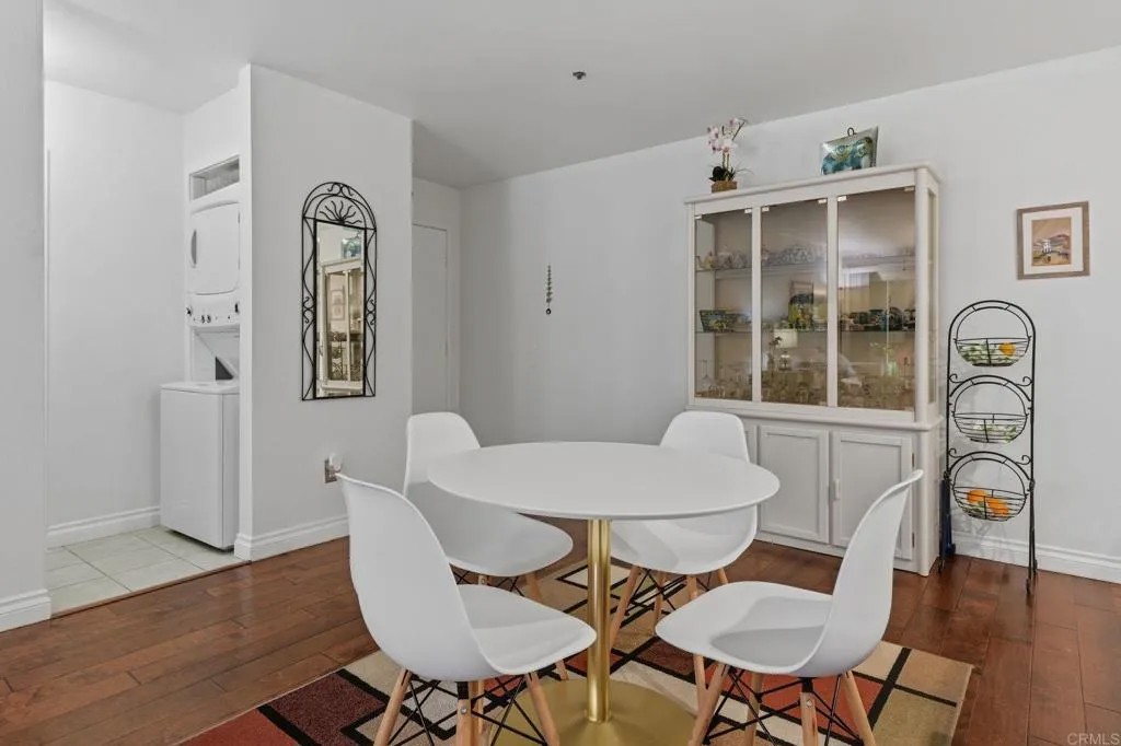 3513 Caminito Sierra 101