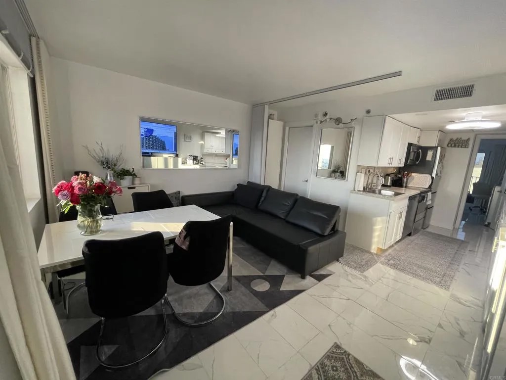 801 National City Boulevard 912