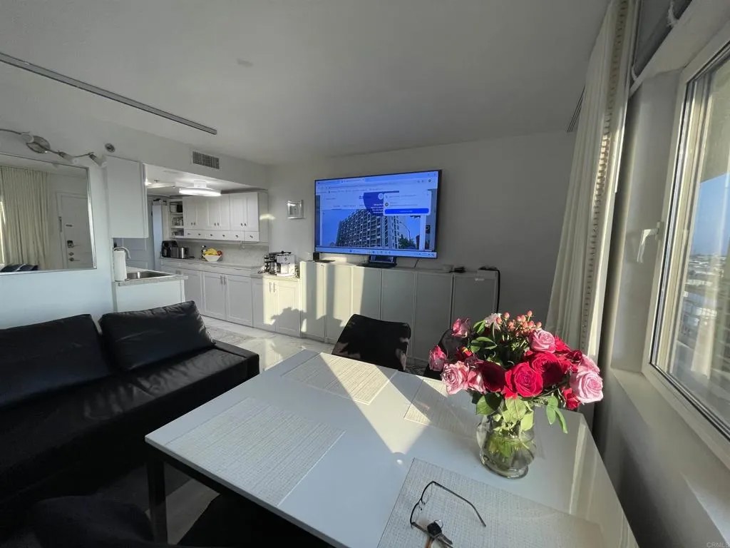 801 National City Boulevard 912