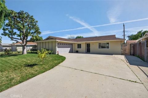 Photo of 2246 Farringdon Drive, Pomona, CA 91768 (MLS # PW26045365)