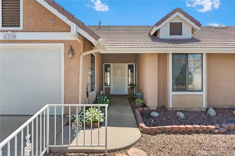 1379 Yorktown Circle