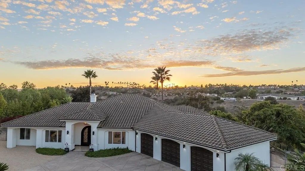 Photo of 2869 Dos Lomas Place, Fallbrook, CA 92028 (MLS # NDP2509616)