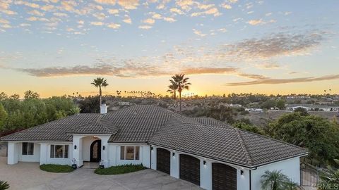 2869 Dos Lomas Place Fallbrook CA 92028