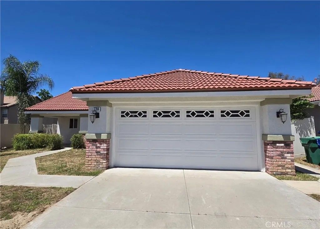 Photo of 7784 Chanticleer Road, Highlands, CA 92346 (MLS # IG26013955)