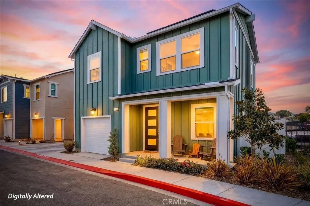 Photo of 1534 Wingwood Ln, Vista, CA 92083 (MLS # ND26049481)