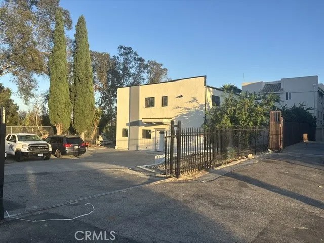 5210 Oakland