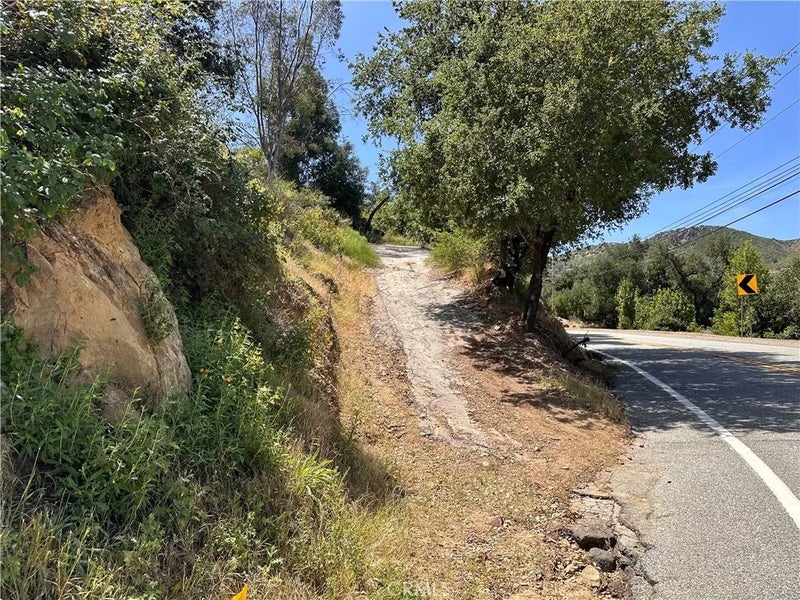 0 Mulholland Hwy APN: 4464-018-018