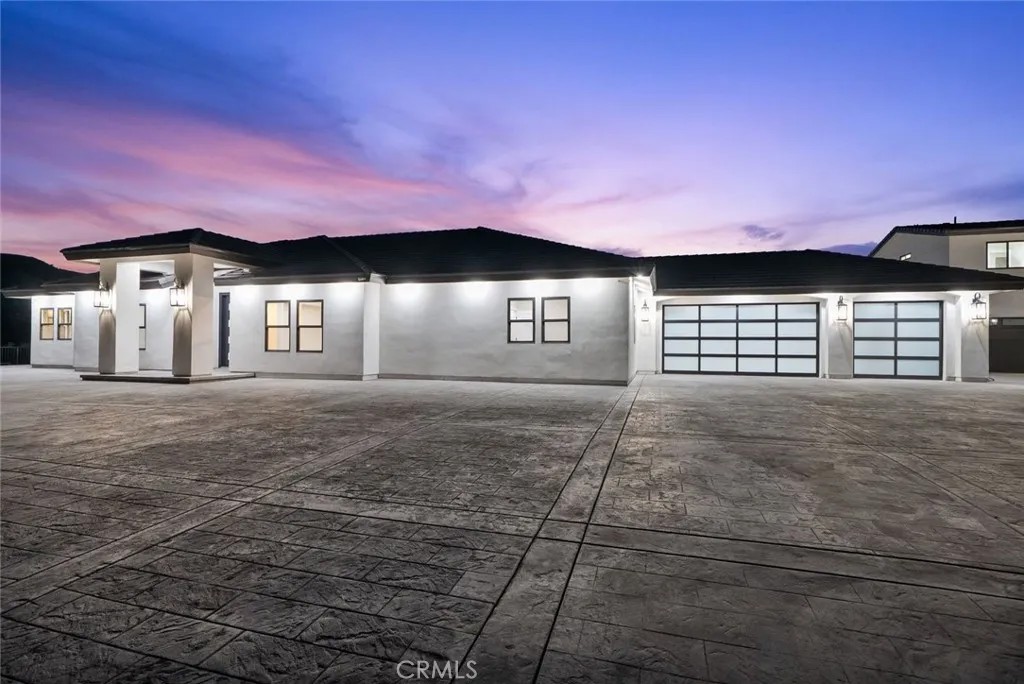 2227 W. AVENUE Y8 Court