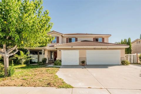 Photo of 838 Classic Avenue, Beaumont, CA 92223 (MLS # CV25247661) Photo of 838 Classic Avenue, Beaumont, CA 92223 (MLS # CV25247661)