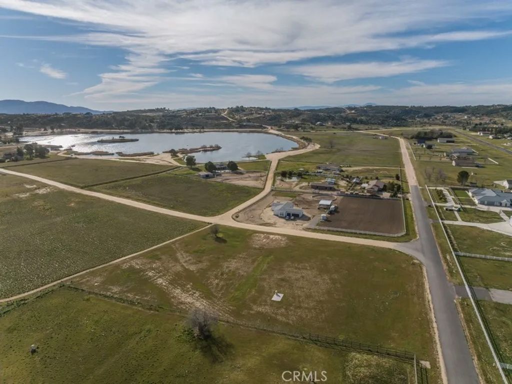 Photo of 358 Sky Harbor and Lakefront, Aguanga, CA 92536 (MLS # SW26047765)