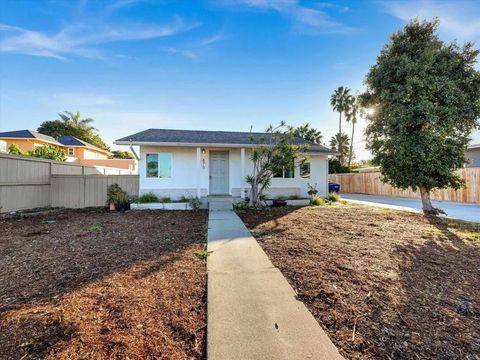 875 La Mirada Ave Encinitas CA 92024