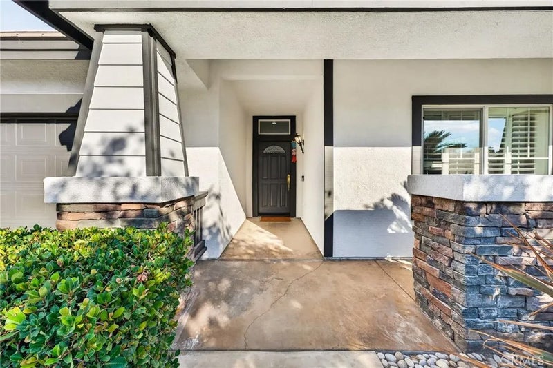 11869 Greenbluff Way
