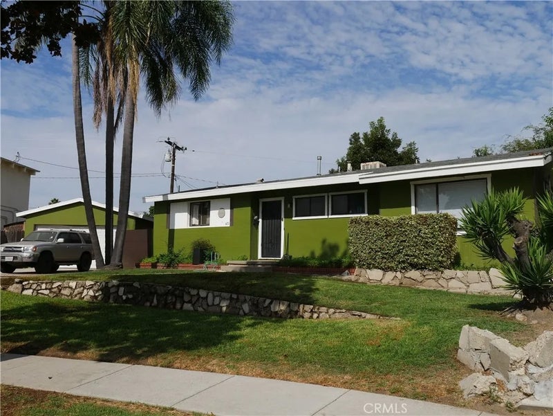 421 N Michael