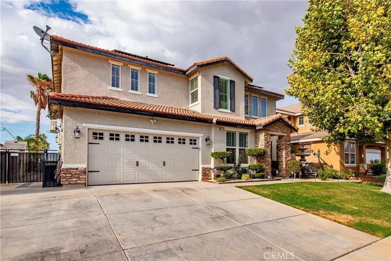 3327 Club Rancho Drive