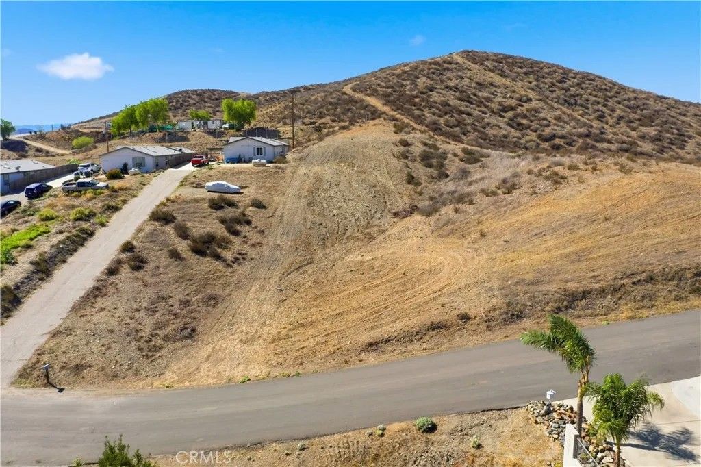 Photo of 277 Texas, Menifee, CA 92587 (MLS # SW25248321)