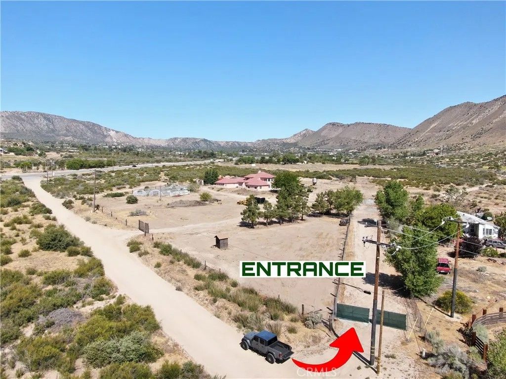 Photo of 5892 Mt Shadow Manor, Phelan, CA 92371 (MLS # IV26092257)
