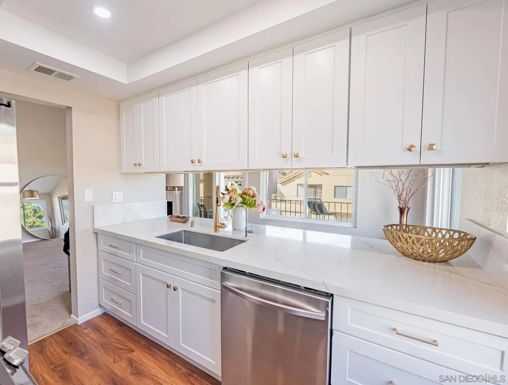 Photo of 1031 Ficus Ln, San Marcos, CA 92069 (MLS # 260009612)