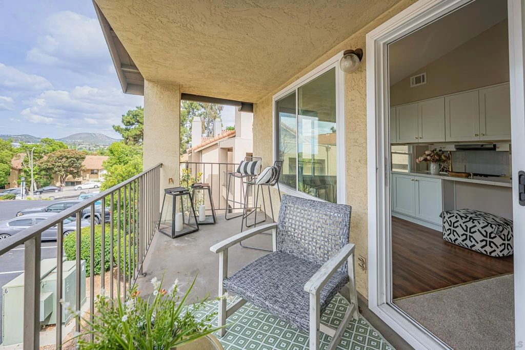 Photo of 1031 Ficus Ln, San Marcos, CA 92069 (MLS # 260009612)