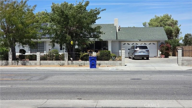 14262 La Mesa Rd