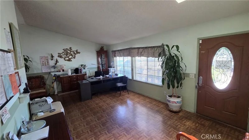 14262 La Mesa Rd