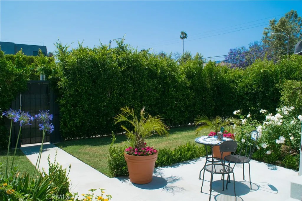 542 N Kilkea Drive