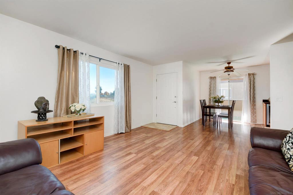 Photo of 526 Calle Montecito #140, Oceanside, CA 92057 (MLS # 260018670)