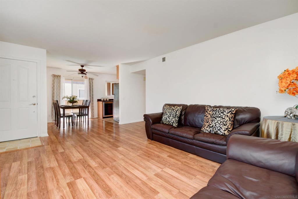 Photo of 526 Calle Montecito #140, Oceanside, CA 92057 (MLS # 260018670)