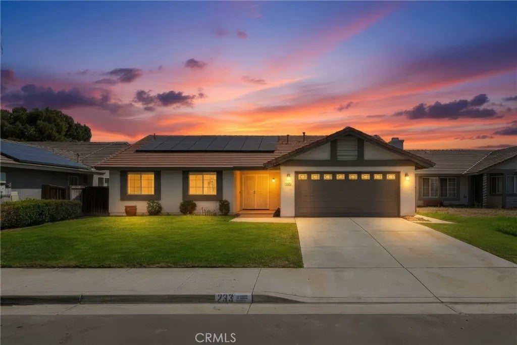 Photo of 233 Castle Court, San Jacinto, CA 92583 (MLS # OC26217156)