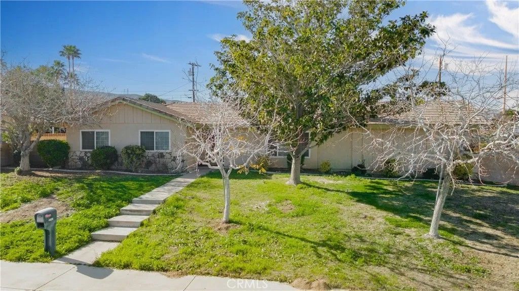 Photo of 41235 47th St, Lancaster, CA 93536 (MLS # SR26007821)