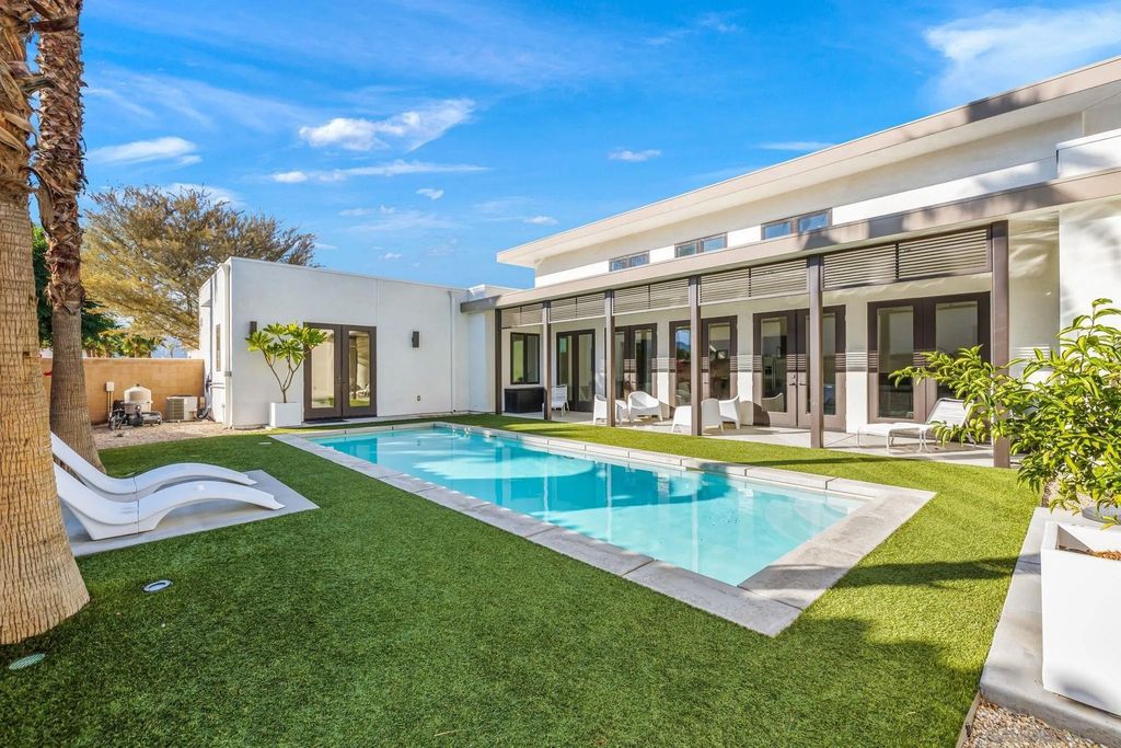 Photo of 57740 Salida Del Sol, La Quinta, CA 92253 (MLS # 250044745)