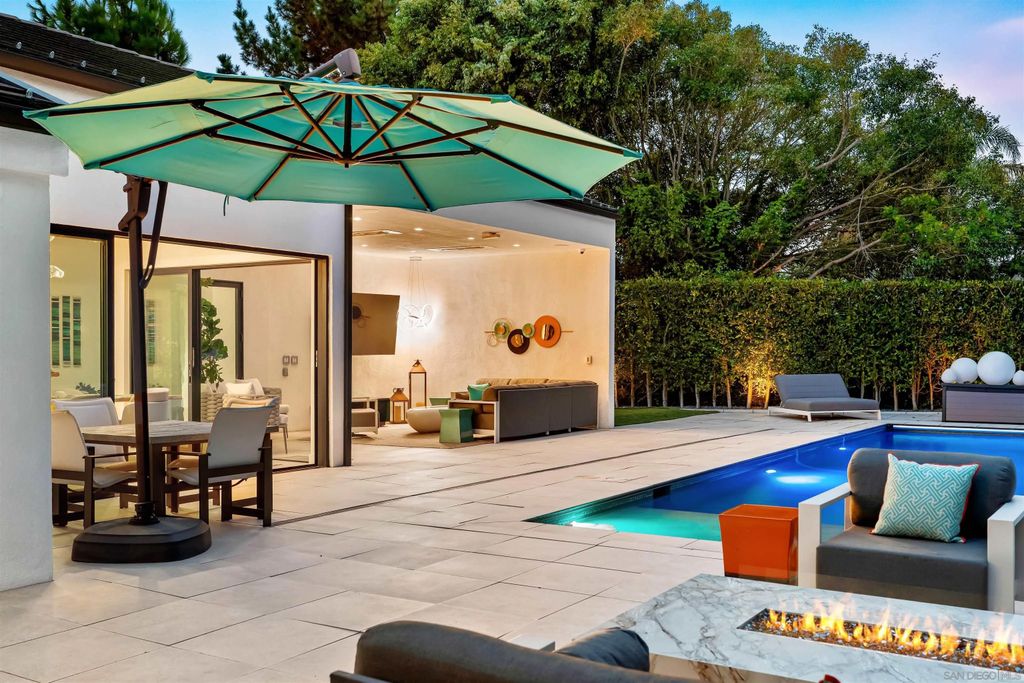 Photo of 6887 Avenida Andorra, La Jolla, CA 92037 (MLS # 250044222)