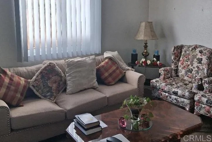 426 Sacramento Avenue