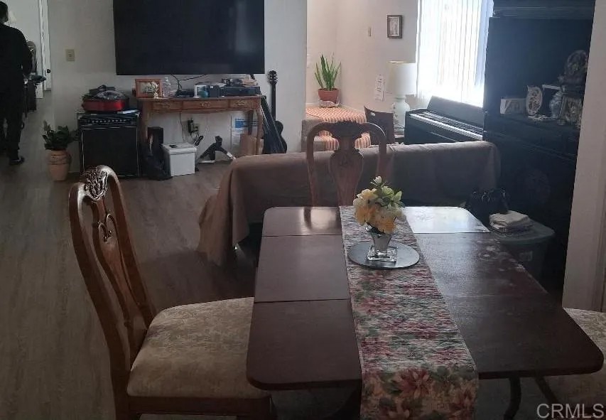 426 Sacramento Avenue