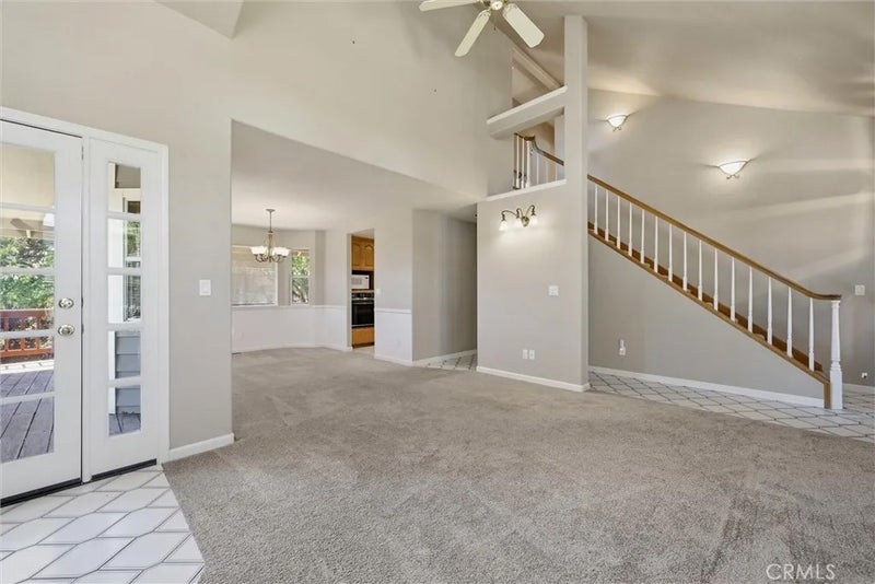 18325 Pinnacle Court