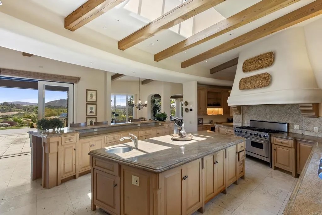 5528 La Crescenta