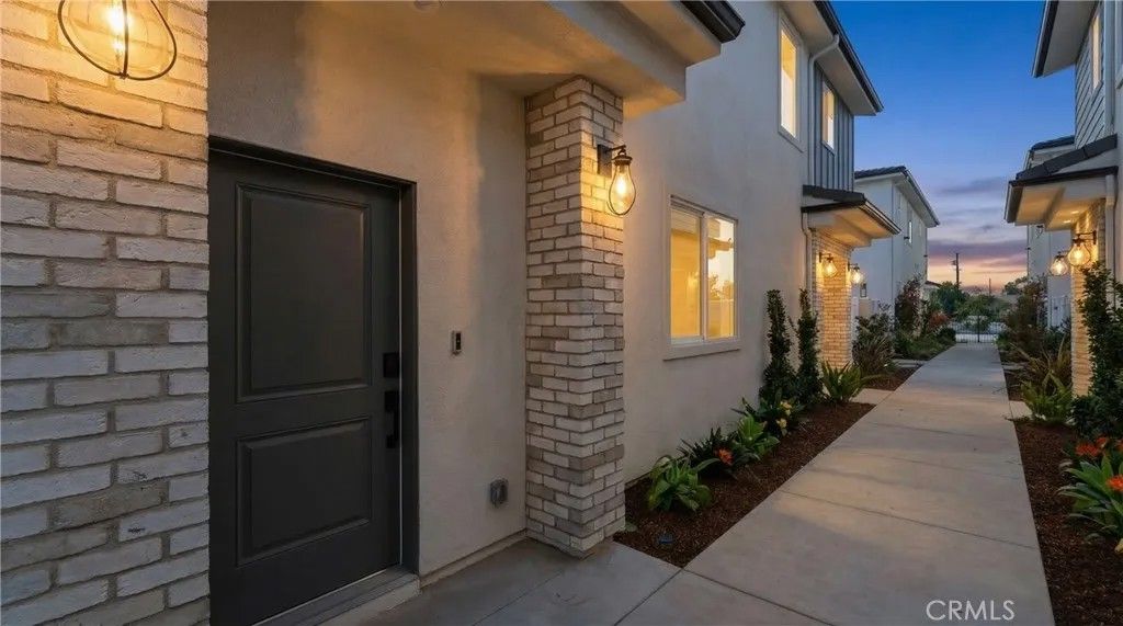 Photo of 15540 Colorado Avenue, Paramount, CA 90723 (MLS # PW26077656)