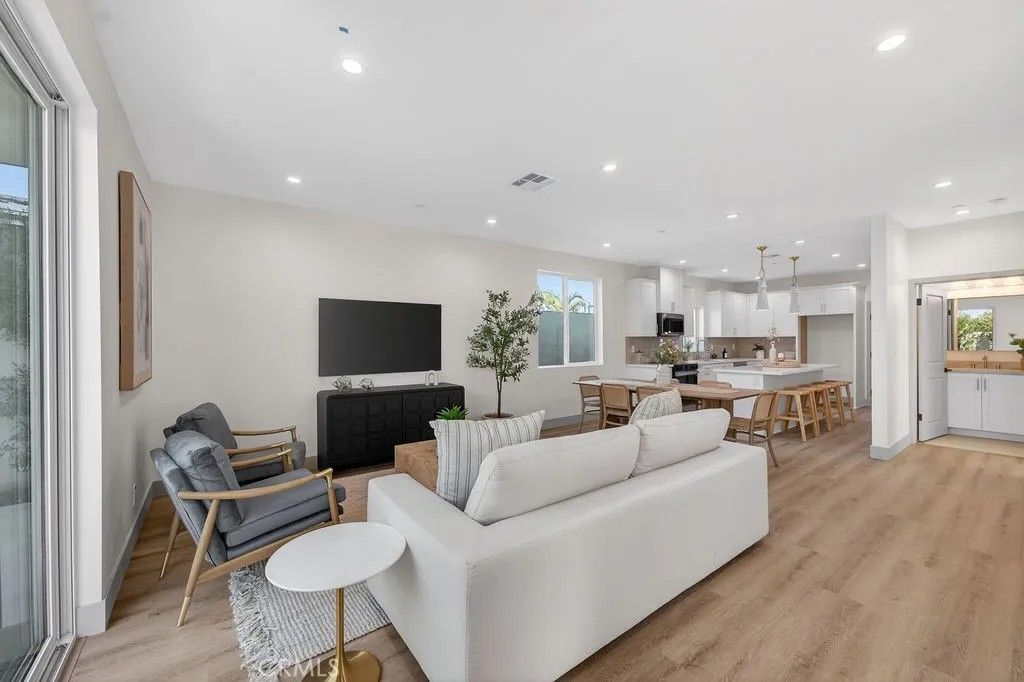 Photo of 15540 Colorado Avenue, Paramount, CA 90723 (MLS # PW26077656)