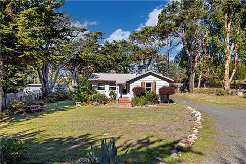 Photo of 247 Weymouth St, Cambria, CA 93428 (MLS # SC25253489)