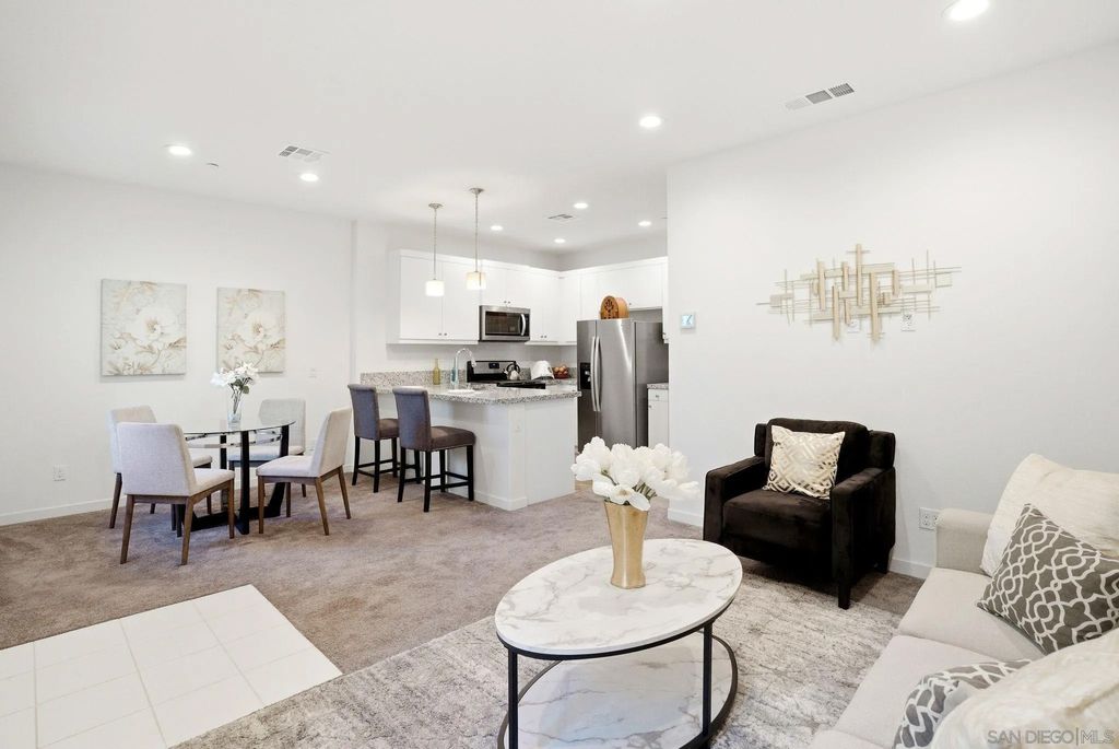 Photo of 4129 Sitio Flor, Oceanside, CA 92057 (MLS # 260012424)