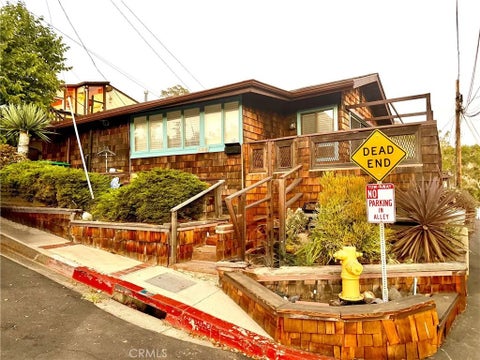 Photo of 126 High DR, Laguna Beach, CA 92651 (MLS # OC26213632)