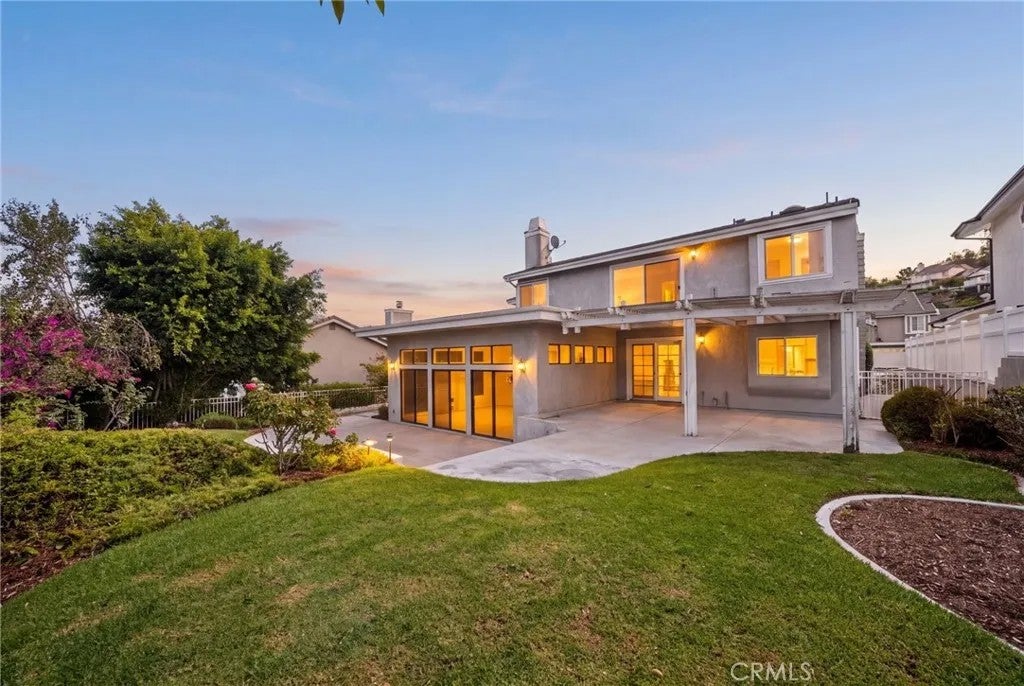 5415 E Estate Ridge