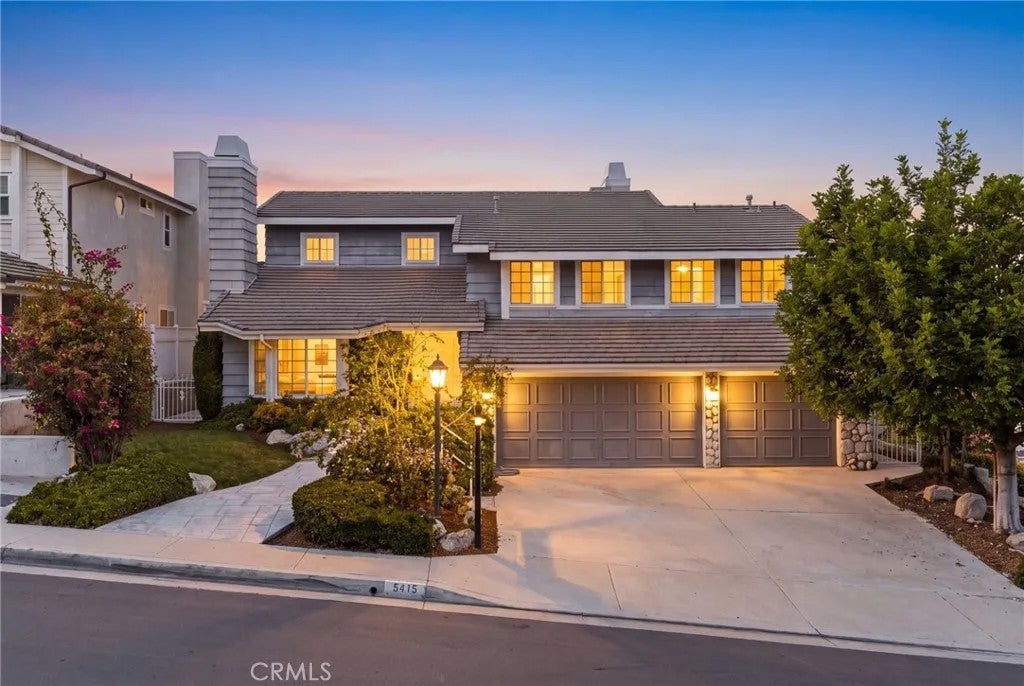 5415 E Estate Ridge